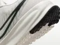Кроссовки Nike RUN DEFY молочно-темно-зеленые HM9594-007