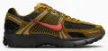 Кросівки Nike ZOOM VOMERO 5 PREMIUM оливково-чорно-червоні IH1344-300