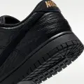 Кроссовки женские Nike DUNK LOW черно-золотые HV4388-001