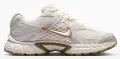 Кросівки жіночі Nike V5 RNR біло-бежево-срібні HQ7901-115