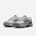 Кросівки Nike INITIATOR біло-сірі 394055-105