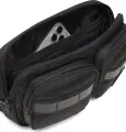 Сумка на пояс Under Armour TRIUMPH CROSSBODY 4L черная 6011286-001
