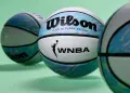Баскетбольний м'яч Wilson CAITLIN CLARK WNBA OASIS біло-блакитно-рожево-салатовий Розмір 6 WZ2026401XB6