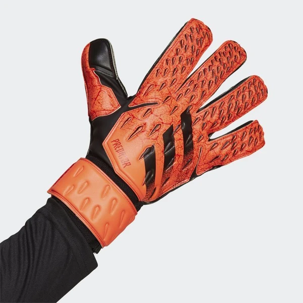Вратарские перчатки Adidas PRED GL MTC оранжевые GR1536