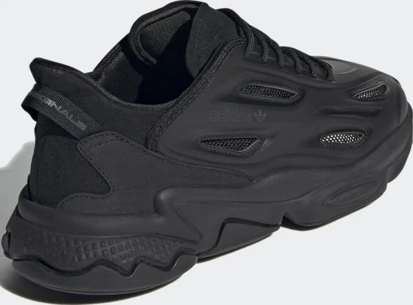 Кроссовки Adidas OZWEEGO CELOX черные GZ5230