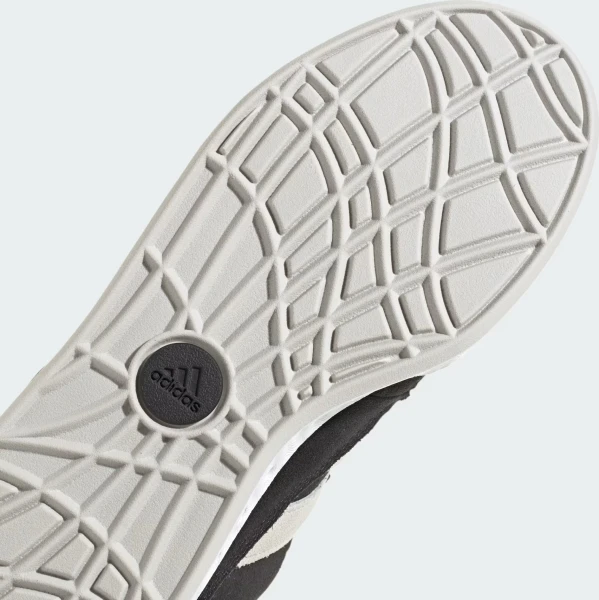 Кроссовки Adidas ADIMATIC антрацитово-белые ID8265