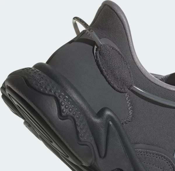Кроссовки Adidas OZWEEGO темно-серые ID9818