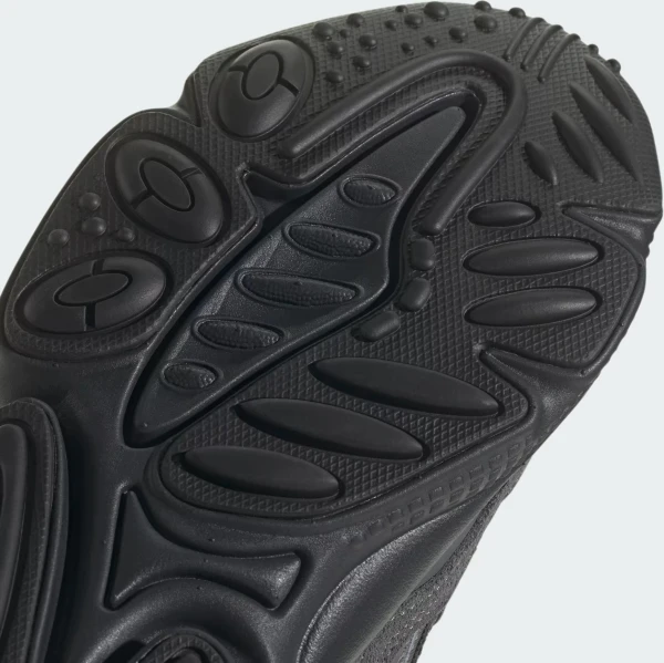 Кроссовки Adidas OZWEEGO темно-серые ID9818