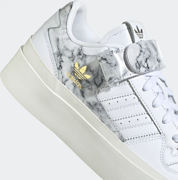 Кроссовки женские Adidas FORUM BONEGA бело-серые GY1541