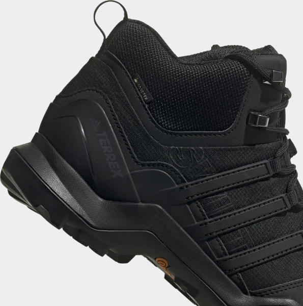 Ботинки для хайкинга Adidas TERREX SWIFT R2 MID GORE-TEX черные CM7500