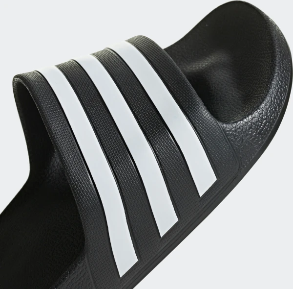 Шлепанцы Adidas ADILETTE AQUA черно-белые F35543