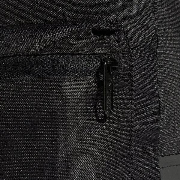 Рюкзак Adidas CLASSIC BACK-TO-SCHOOL BADGE OF SPORT 27,5L чорний JG1527