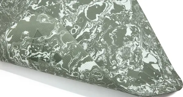 Коврик для йоги Adidas CAMO YOGA MATTE хаки ADYG-10500GN