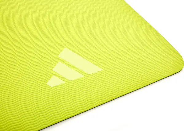 Коврик для йоги Adidas DOUBLE SIDED YOGA MAT желто-темно-серый ADYG-10400BLY-NL