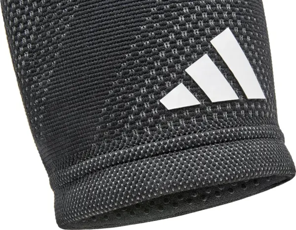 Фіксатор коліна Adidas AEROREADY KNEE SUPPORT чорний M ADSU-14111