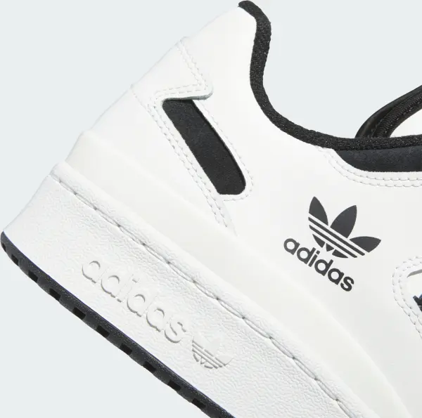 Кросівки Adidas FORUM LOW CL біло-чорні IH7830