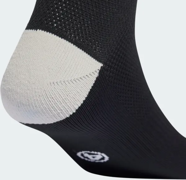 Гетри футбольні Adidas MILANO 23 чорні HT6538
