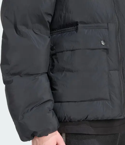 Куртка Adidas ORIGINALS SYNTHETIC DOWN черная JW5815