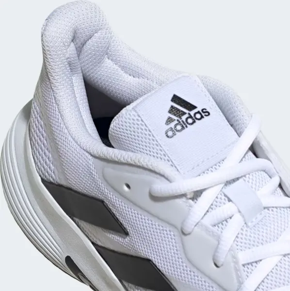Кроссовки теннисные Adidas COURTJAM CONTROL бело-черные GW2984