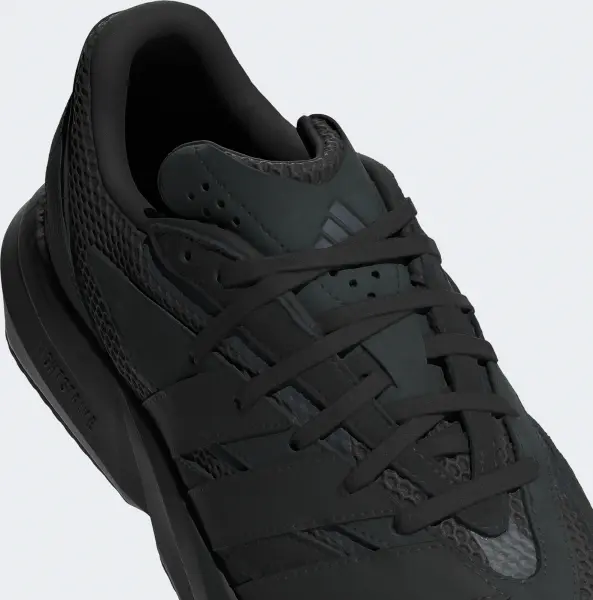Кроссовки Adidas LIGHTBLAZE черные JH6941