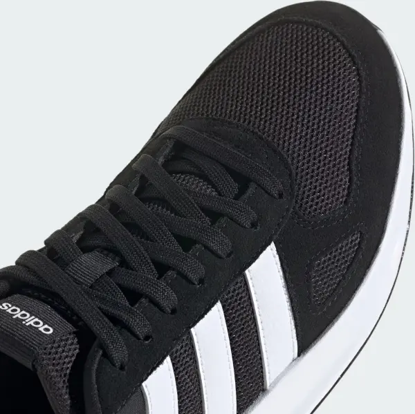 Кросівки Adidas RUN 84 чорно-білі IH8613