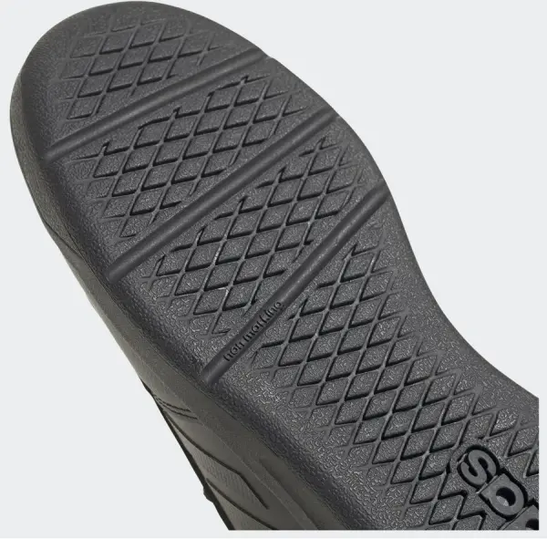 Кросівки дитячі Adidas TENSAUR чорні S24032