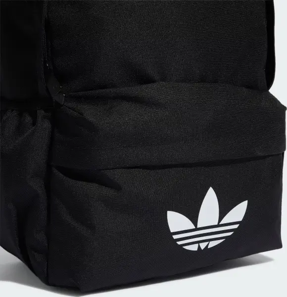 Рюкзак Adidas ADICOLOR CLASSIC 21,1L черный KQ6385