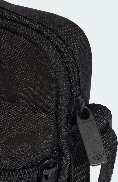Сумка через плечо Adidas ADICOLOR CLASSIC FESTIVAL 1,3L черная JX0227