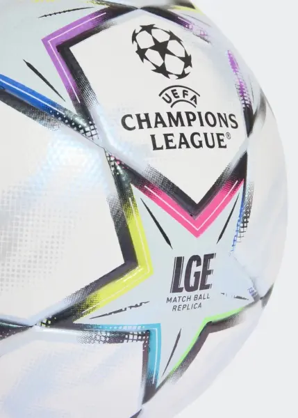 Футбольний м'яч Adidas UCL CLUB білий Розмір 5 KE9765