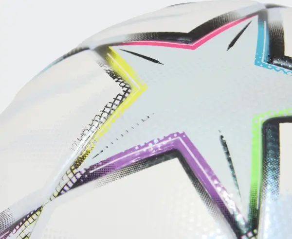 Футбольний м'яч Adidas UCL CLUB білий Розмір 5 KE9765
