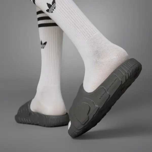 Шлепанцы Adidas ADILETTE 22 темно-серые HP6522