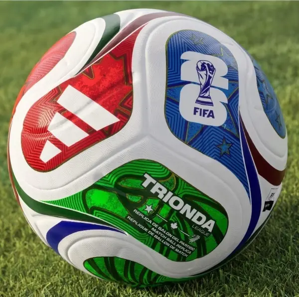 Футбольний м'яч Adidas FIFA WORLD CUP 26 TRIONDA LEAGUE біло-червоно-зелено-синій Розмір 4 JD8030
