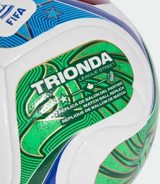 Футбольний м'яч Adidas FIFA WORLD CUP 26 TRIONDA LEAGUE JUNIOR 290G біло-червоно-зелено-синій Розмір 5 JD8168