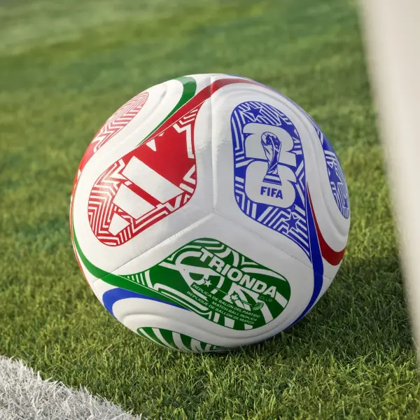 Футбольний м'яч Adidas FIFA WORLD CUP 26 TRIONDA CLUB біло-червоно-зелено-синій Розмір 4 JD8028