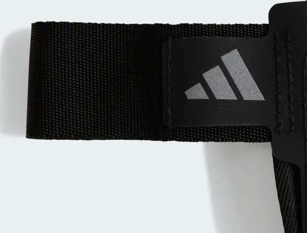 Чехол для телефона на руку Adidas RUNNING 2-WAY MOBILE HOLDER 0,25L черный IT2055