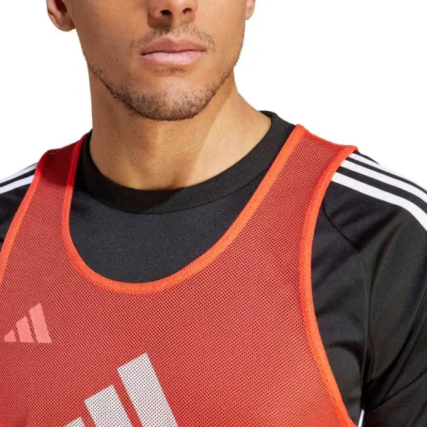 Манішка футбольна Adidas TRAINING 24 BIB червона JF3245