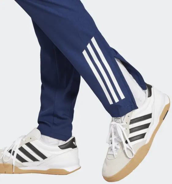 Спортивные штаны Adidas TIRO 25 COMPETITION PRESENTATION PANTS темно-сине-голубые JI6565