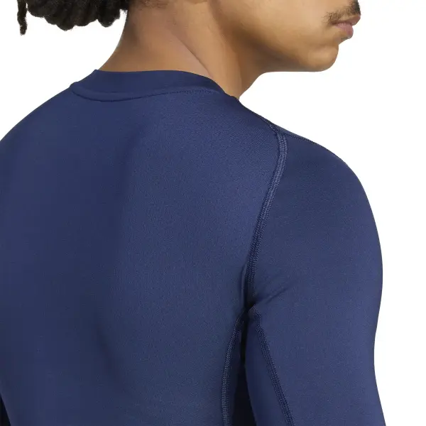 Компресійна футболка з довгим рукавом Adidas TECHFIT LONG SLEEVE TEE темно-синя KB0334