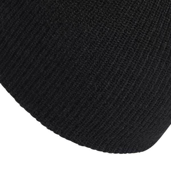 Шапка Adidas ESSENTIALS LABEL BEANIE черно-белая KG9583