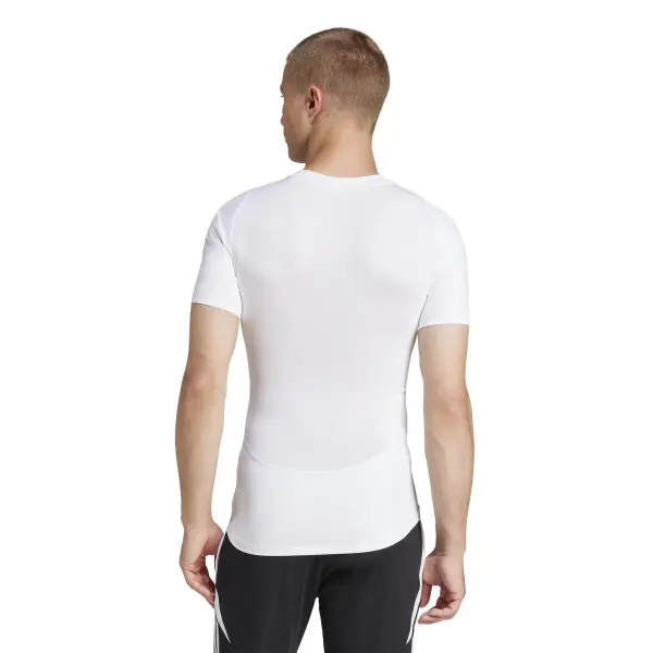 Компрессионная футболка Adidas TECHFIT белая JP4675