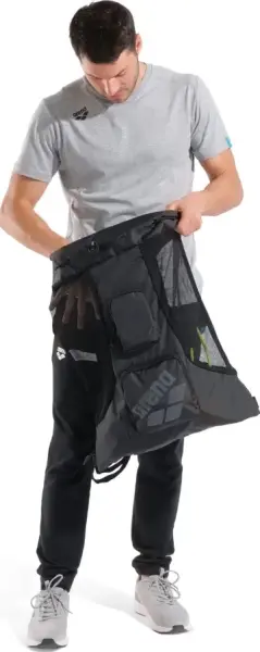 Рюкзак Arena ALL SET MESH BAG 40L чорний 010241-100