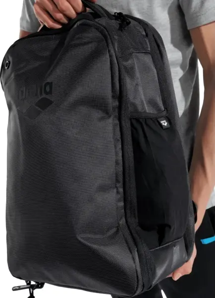 Рюкзак Arena ALL SET URBAN BACKPACK 30L чорний 010233-100