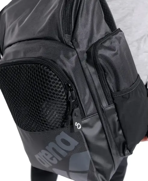 Рюкзак Arena ONE GO BACKPACK 35L чорний 010229-100