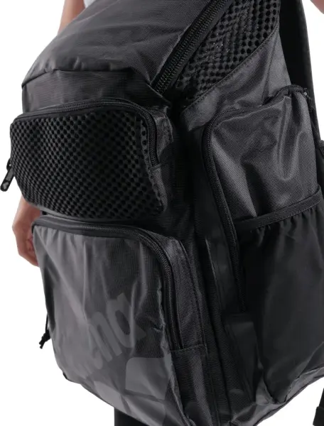 Рюкзак Arena ONE GO BACKPACK 45L чорний 010231-100