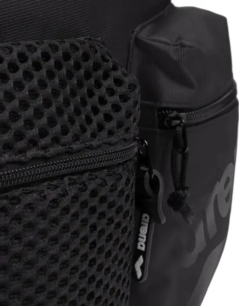 Рюкзак Arena ONE GO BACKPACK 30L черный 010226-100