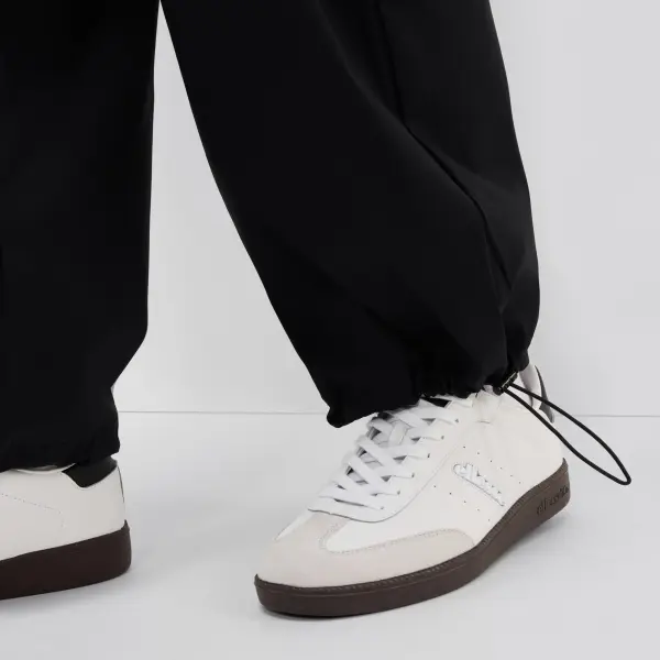 Спортивні штани жіночі Ellesse RISTRELLAS чорні SGX21168-011