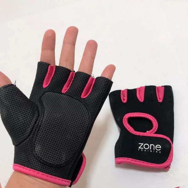 Перчатки для фитнеса Europaw черно-розовые europaw548