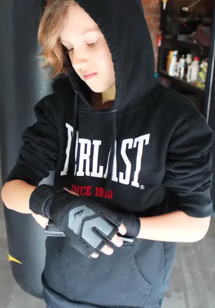 Рукавички-бінти дитячі Everlast PROSPECT 2 QUICK WRAPS чорно-сірі L/XL P00002986
