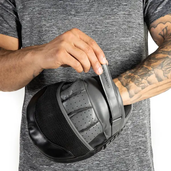 Лапы боксерские Everlast POWERLOCK FOCUS MITTS темно-серо-черные P00002746