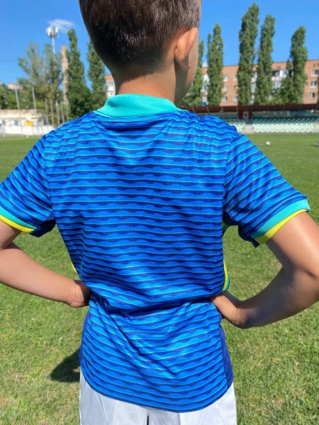 Футбольна форма дитяча збірної Бразилії 2024-2025 виїзна синьо-біла F0017